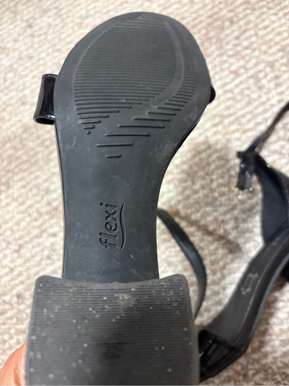 Flexi Black Patent Cross-Strap Ankle-Heel Sandals - Picture 5 of 6